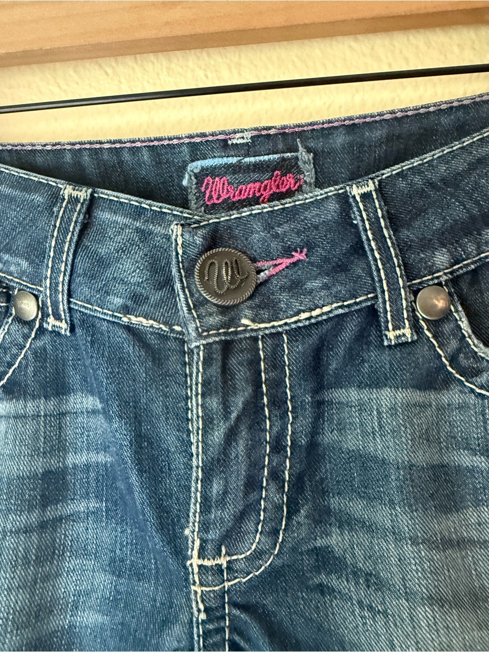 Wrangler Low Rise Jeans - Picture 2 of 6